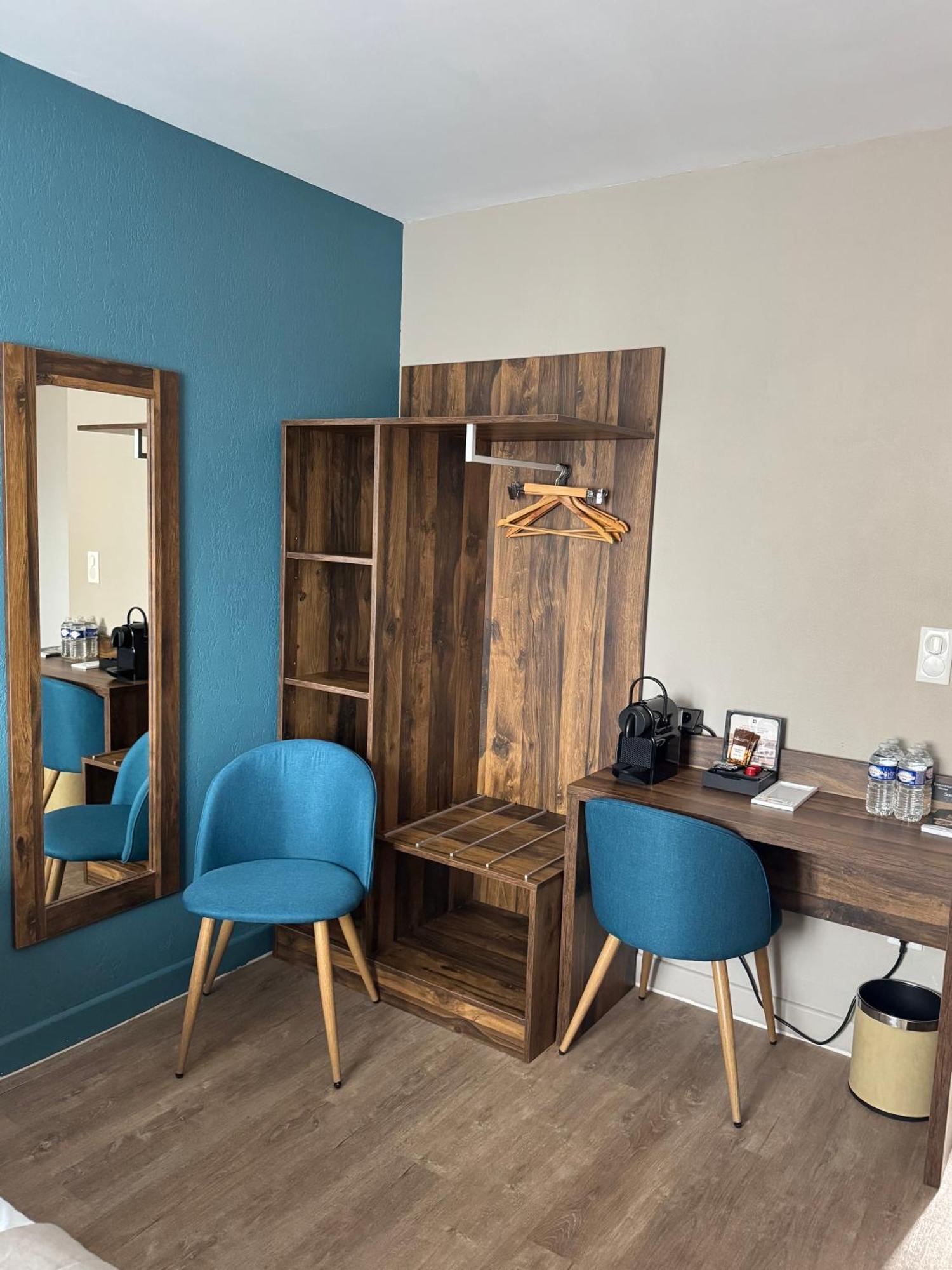 Logis Hotel De La Poste Vitry-le-François Εξωτερικό φωτογραφία
