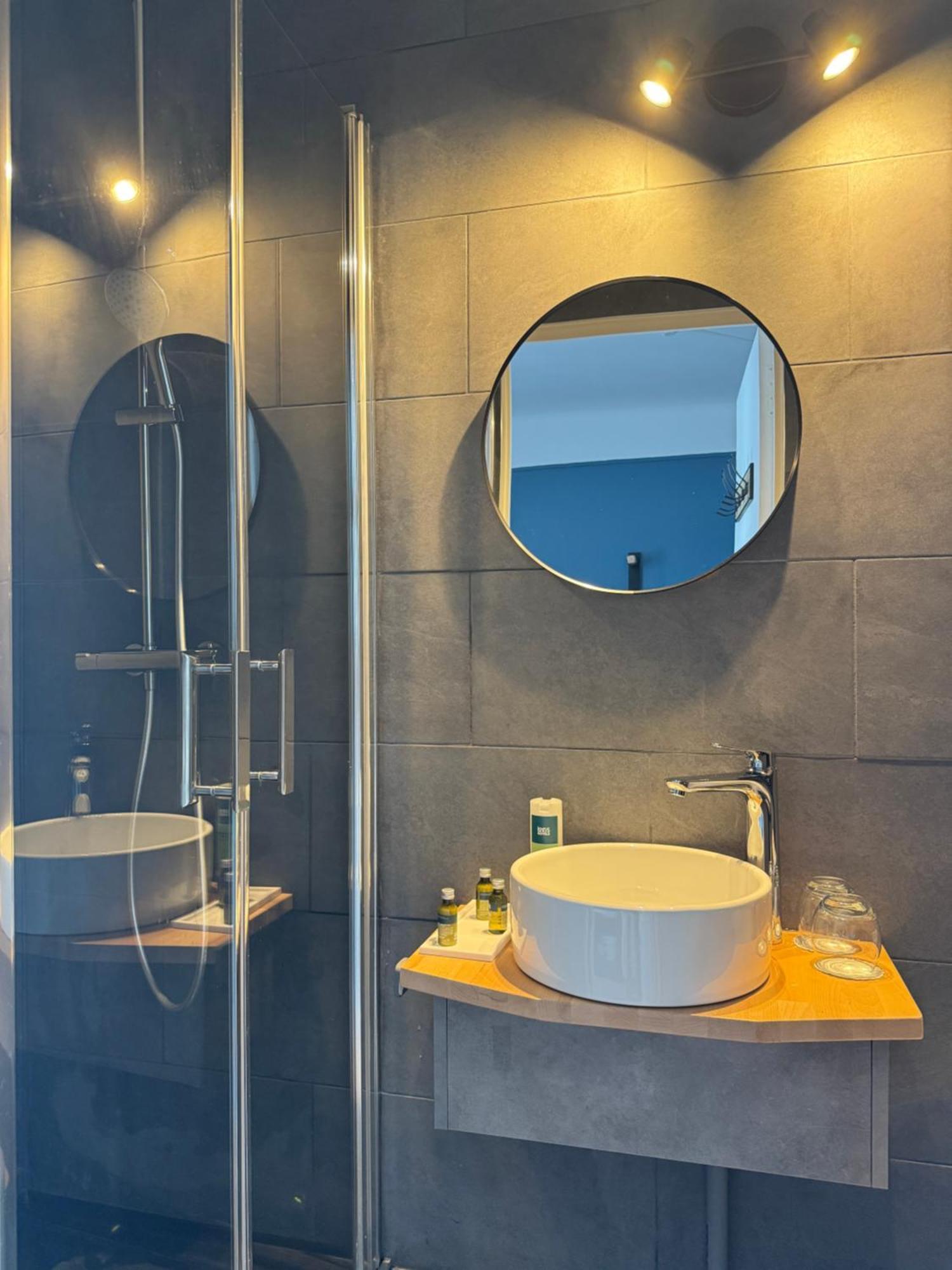 Logis Hotel De La Poste Vitry-le-François Εξωτερικό φωτογραφία